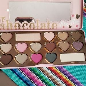 Eyeshadow palette